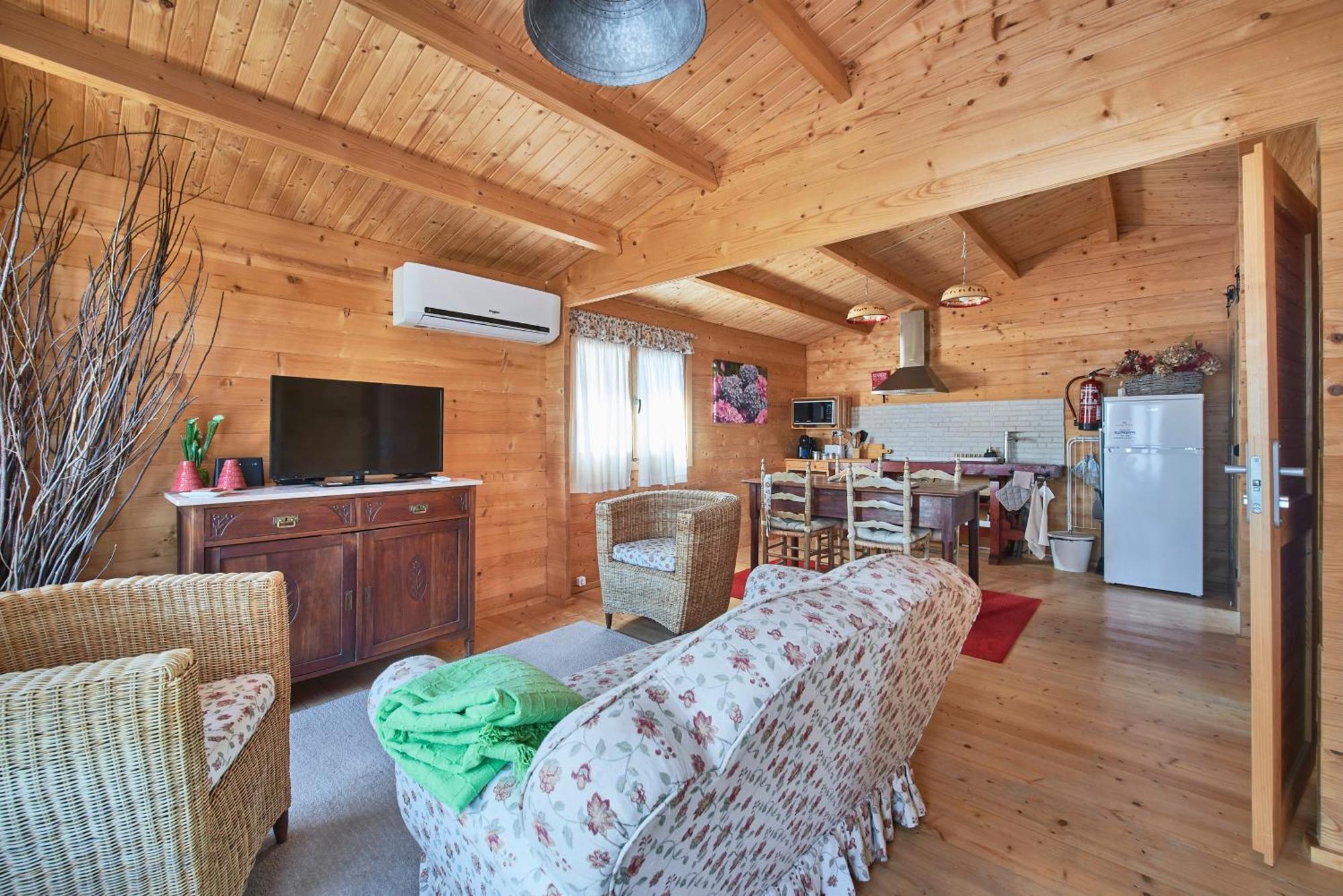 Lakeside Cabin Oasis W/ Ac, By Timecooler Montargil Esterno foto