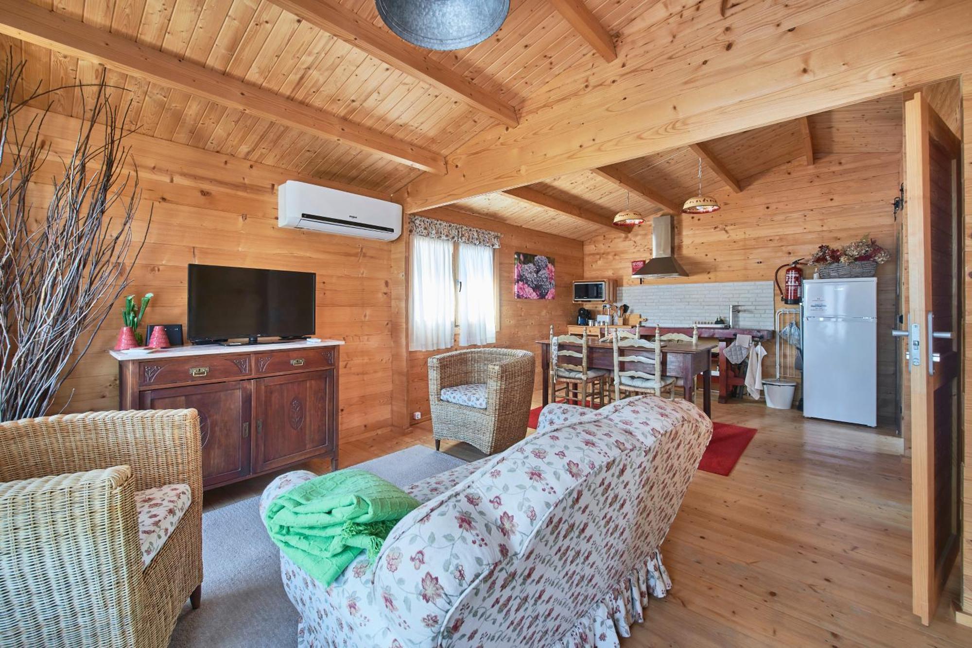 Lakeside Cabin Oasis W/ Ac, By Timecooler Montargil Esterno foto